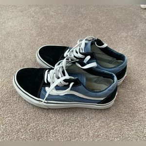 black and white vans